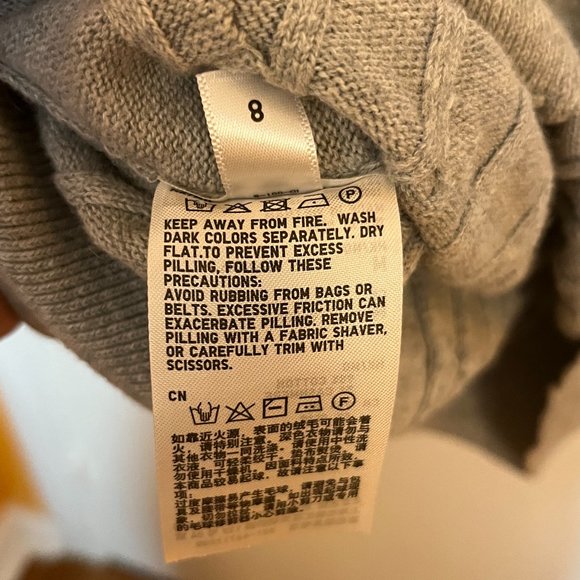 Uniqlo Cotton Cashmere Cable Knit Sweater – Grey – Medium - Picture 4 of 5